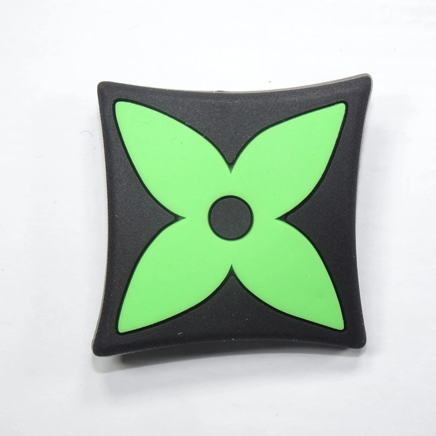 Lv Louis Vuitton French Star Badge Logo Green On Black Shoe Charm