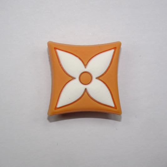 Lv Louis Vuitton Flower On Honey Square Logo Badge Shoe Charm