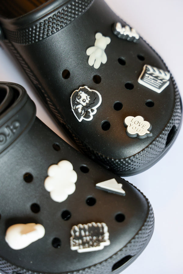 Monochrome croc charms black and white