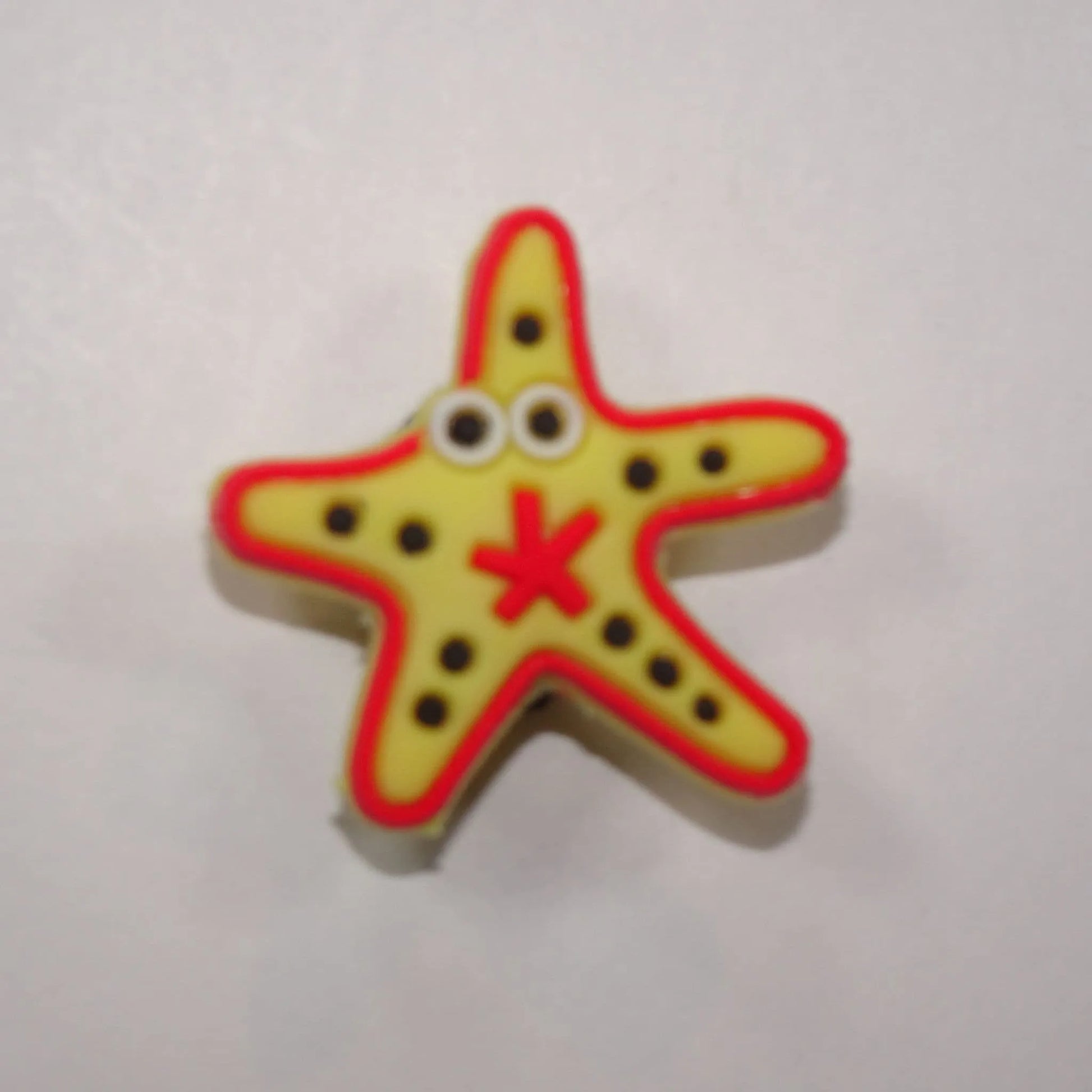 Starfish red/yellow shoe charm BC