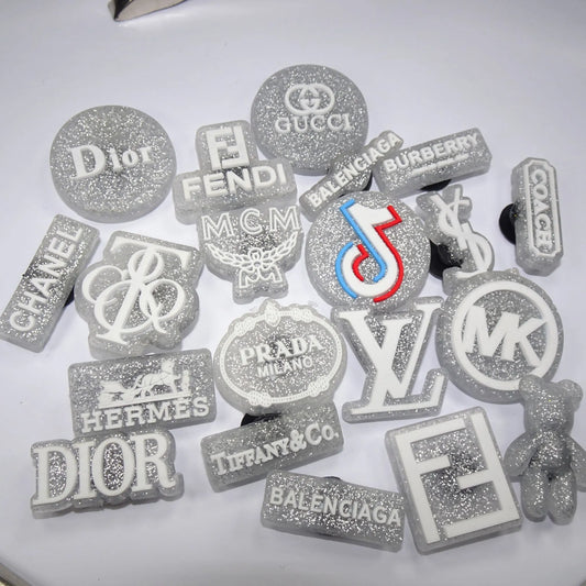20 Assorted Speckled Silver Brand Logo'S Shoe Charm