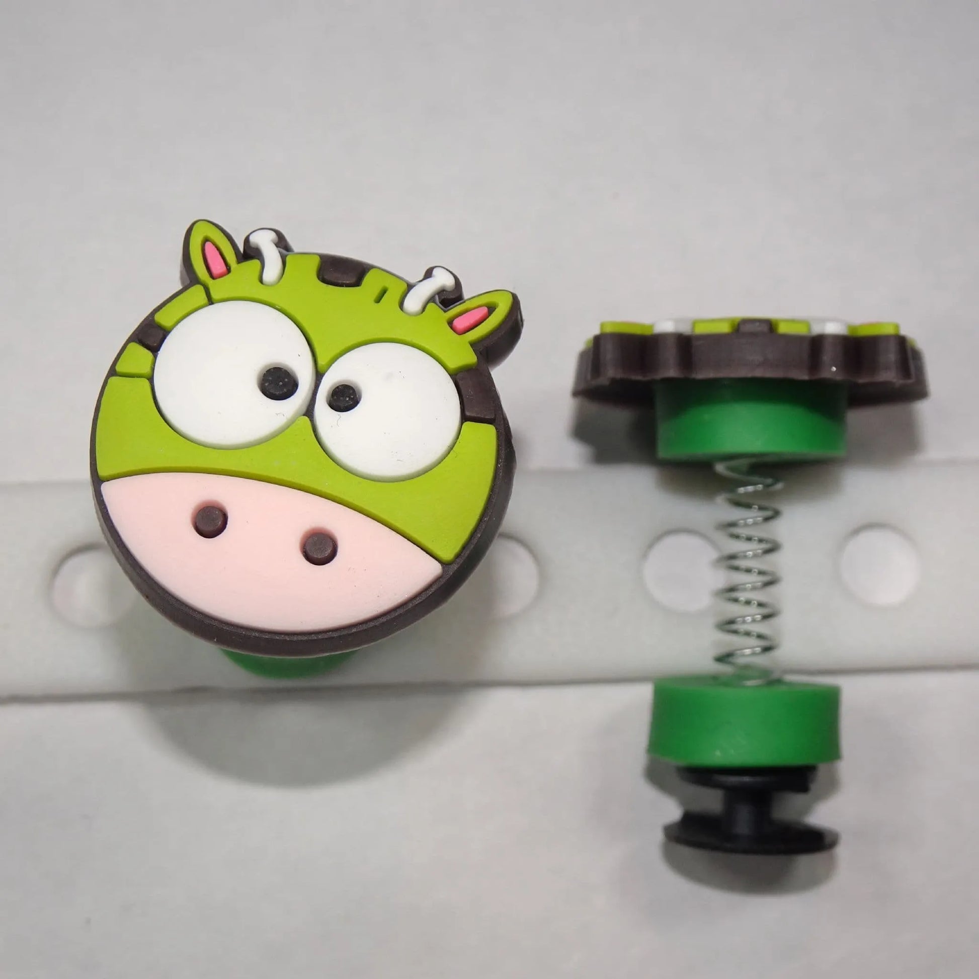 Spring shoe charm - Green cow SP03